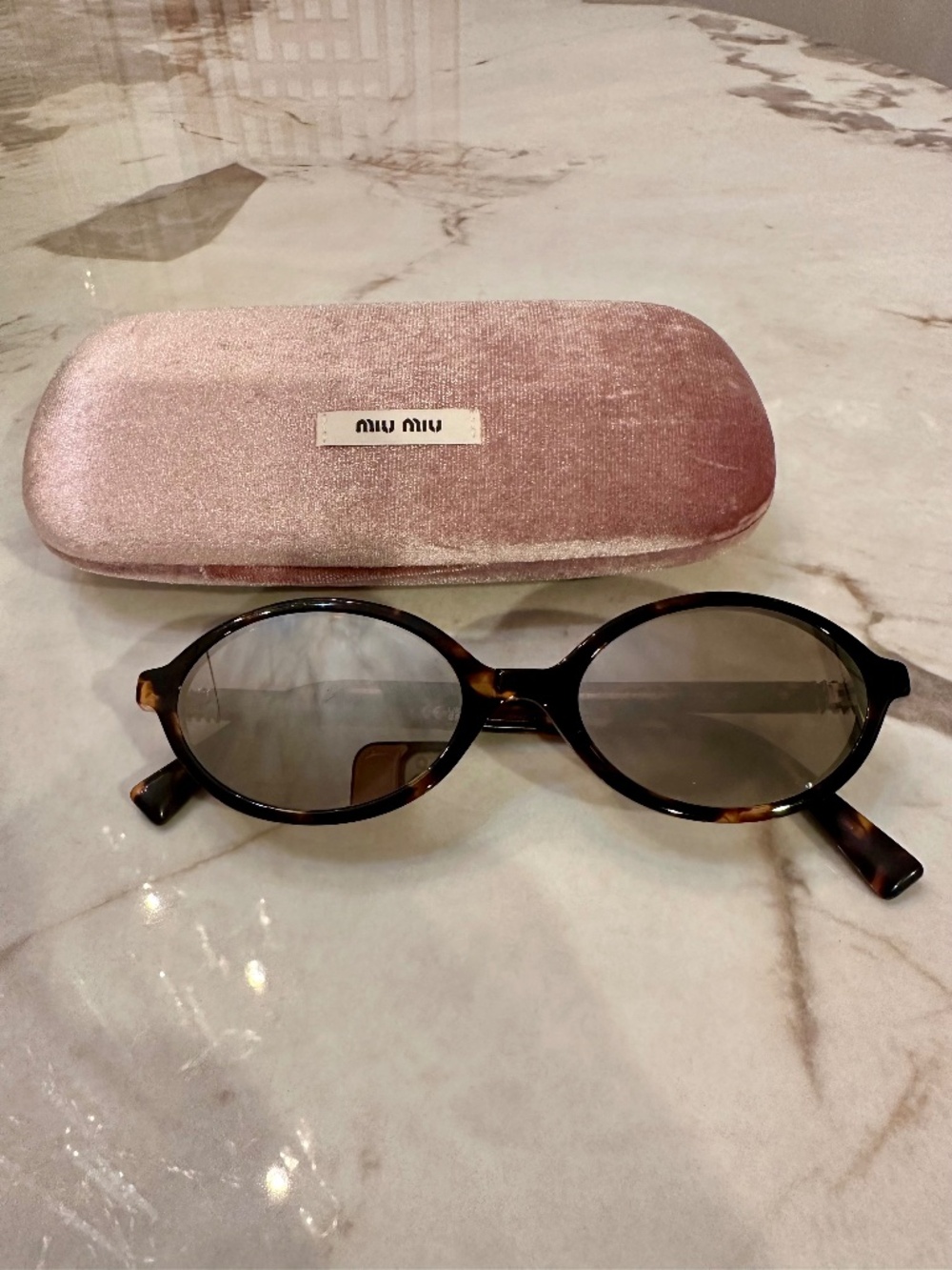 Miu Miu mirrored sunglasses with tortoiseshell pattern #luxury #designer